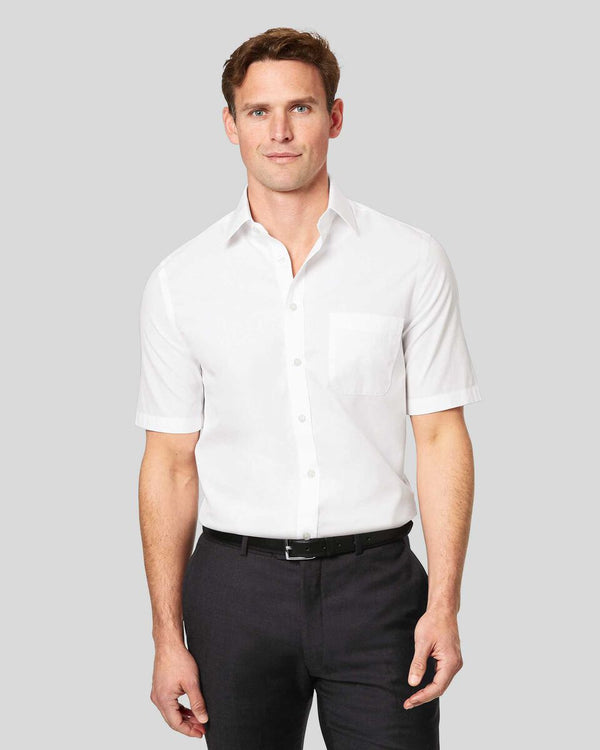 White non iron Tyrwhitt Cool poplin slim fit short sleeve shirt